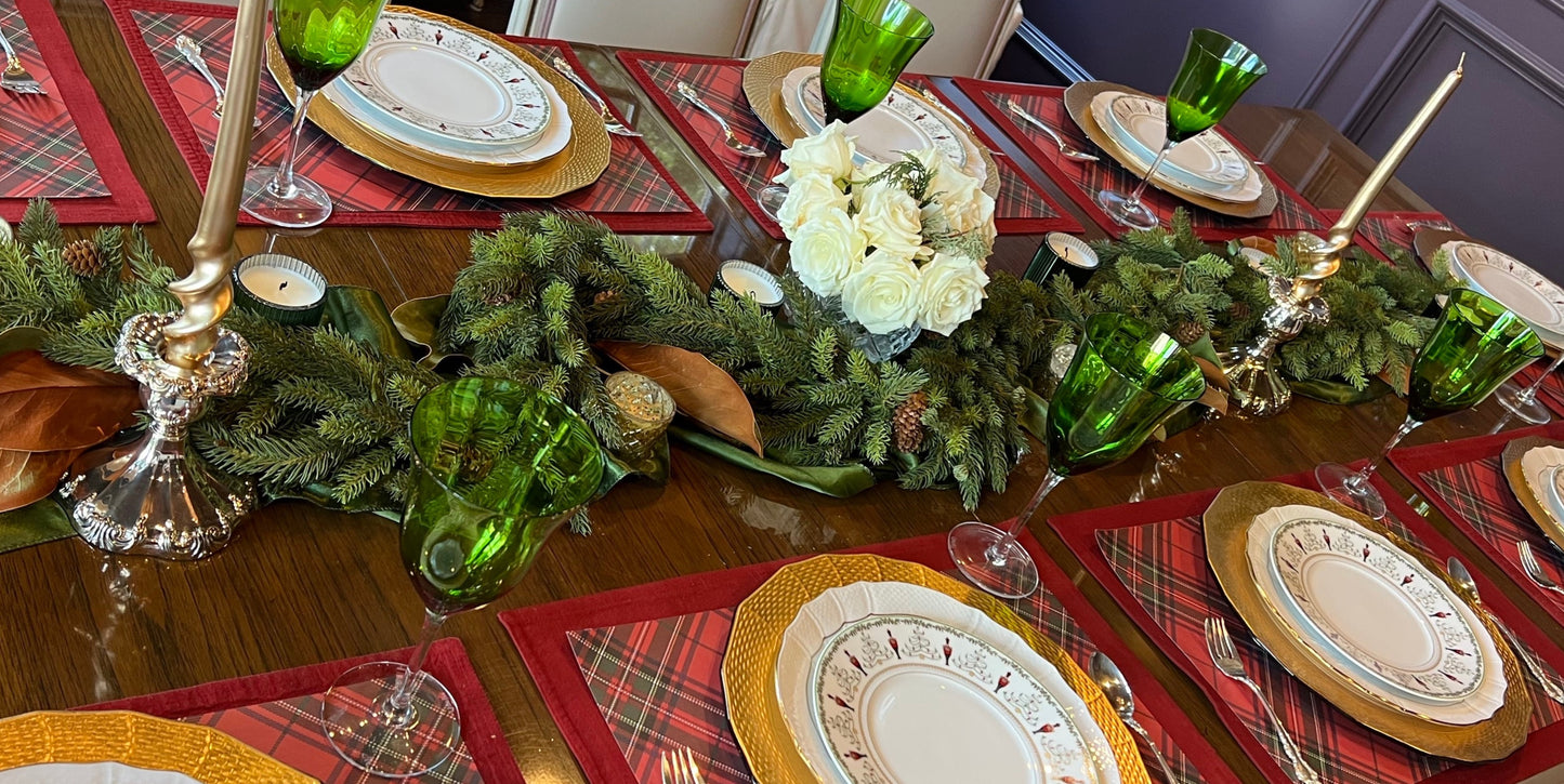 Everyday paper placemats- red Christmas plaid